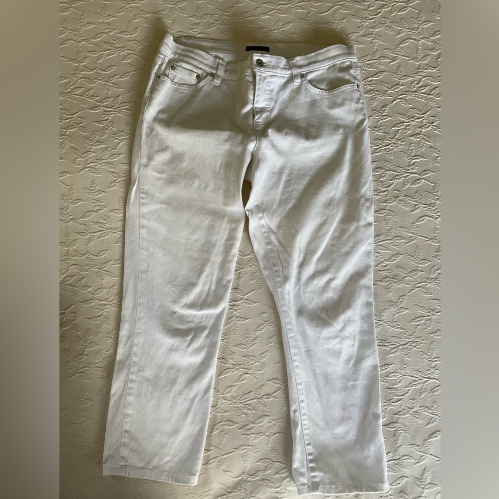 RALPH LAUREN JEANS COMPANY White Cropped 5 Pocket Jeans.  Women’s Size 10.